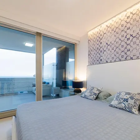 Apartment Atlantide - Luxury & Seafront Design House *